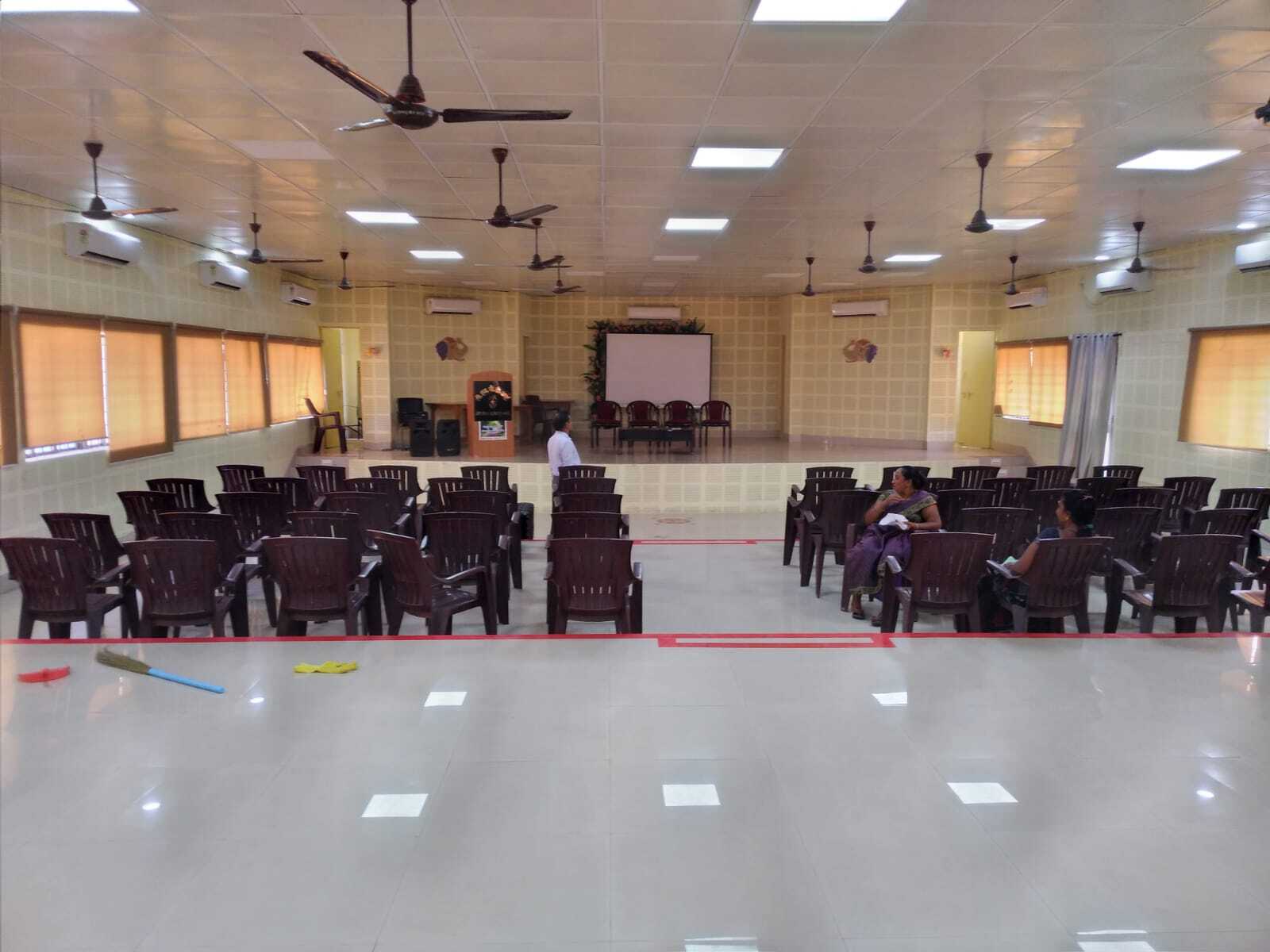 Smart Classroom Setup in Raipur