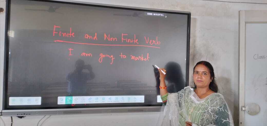 Smart Classroom Setup in Raipur