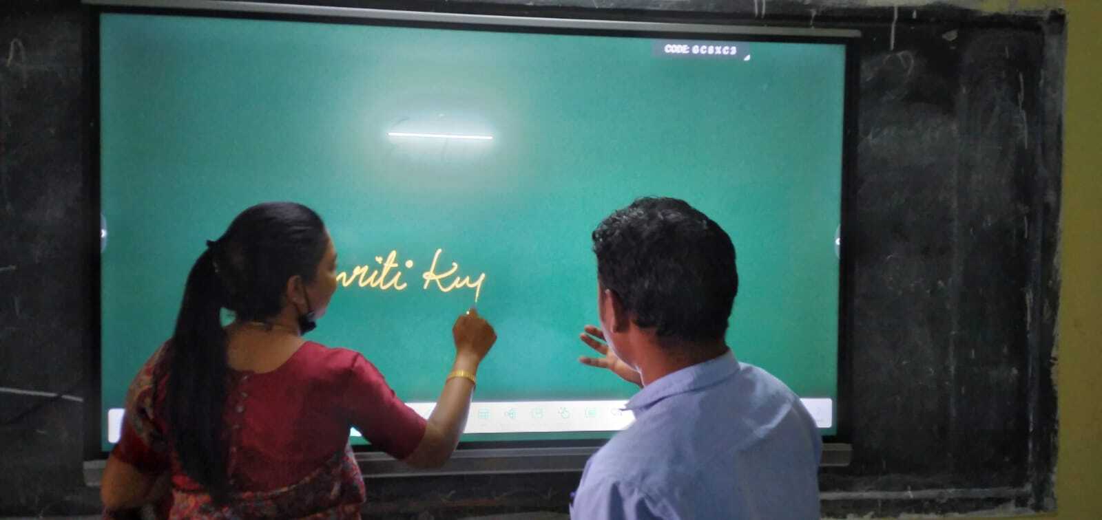 Smart Classroom Setup in Raipur